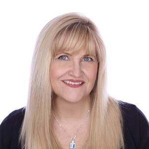 Meet your Posher, Becky